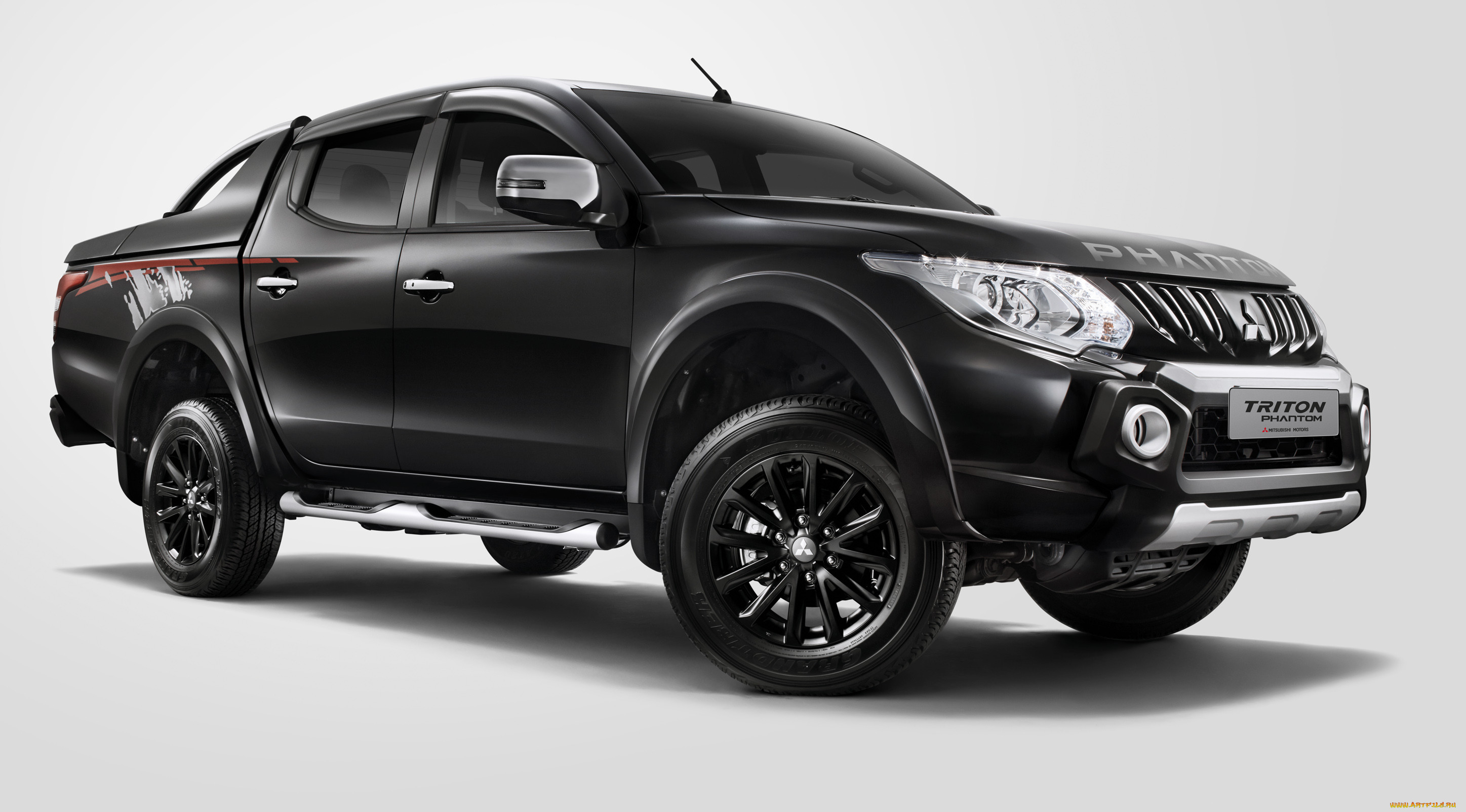 , mitsubishi, triton, phantom, edition, 2016